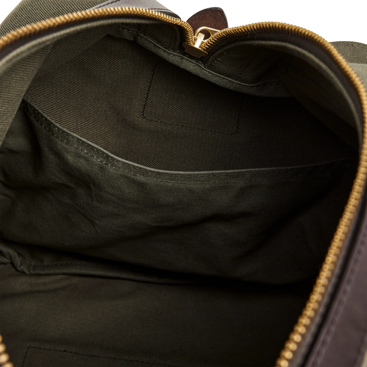 Filson Duffle Medium — Otter Green — view 6
