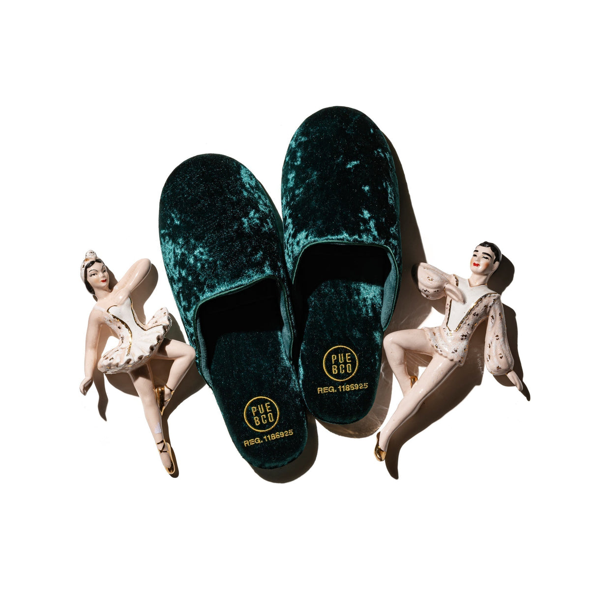 Puebco Velvet Slipper — front view