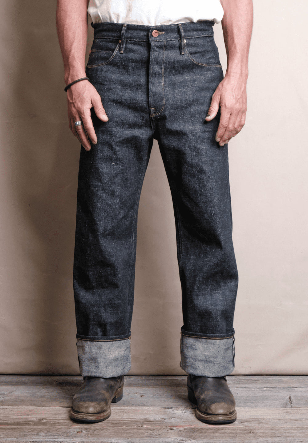 Freenote Modesto Straight Cut 11 Ounce Denim — Indigo — view 6