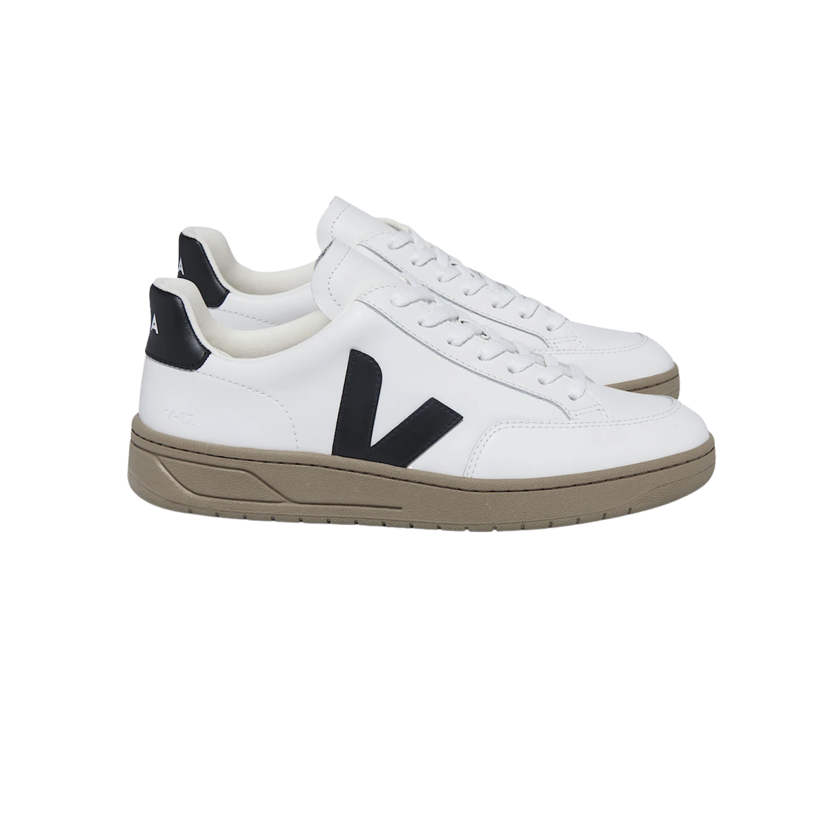 Veja V-12 — Extra-White/Black/Dune — front view