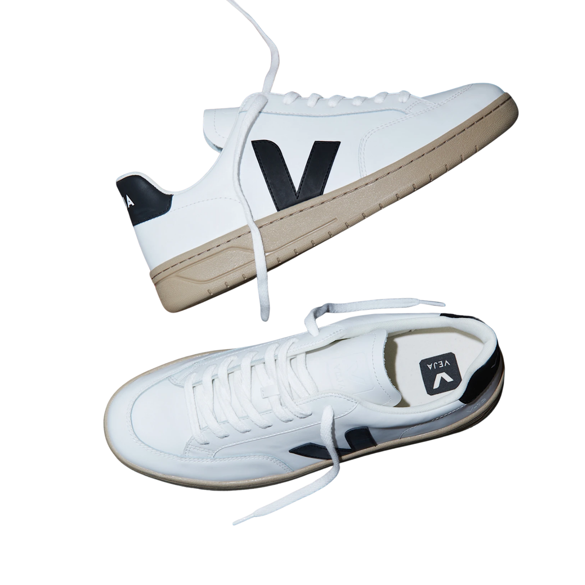 Veja V-12 — Extra-White/Black/Dune — view 4