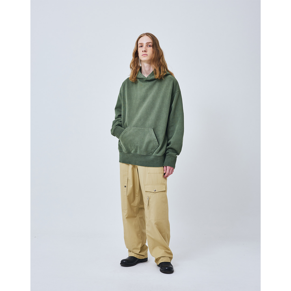 Uniform Bridge Basic Dyeing Sweat Hood — Pigment Olive — view 5
