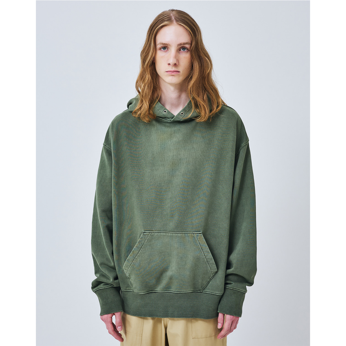 Uniform Bridge Basic Dyeing Sweat Hood — Pigment Olive — view 6