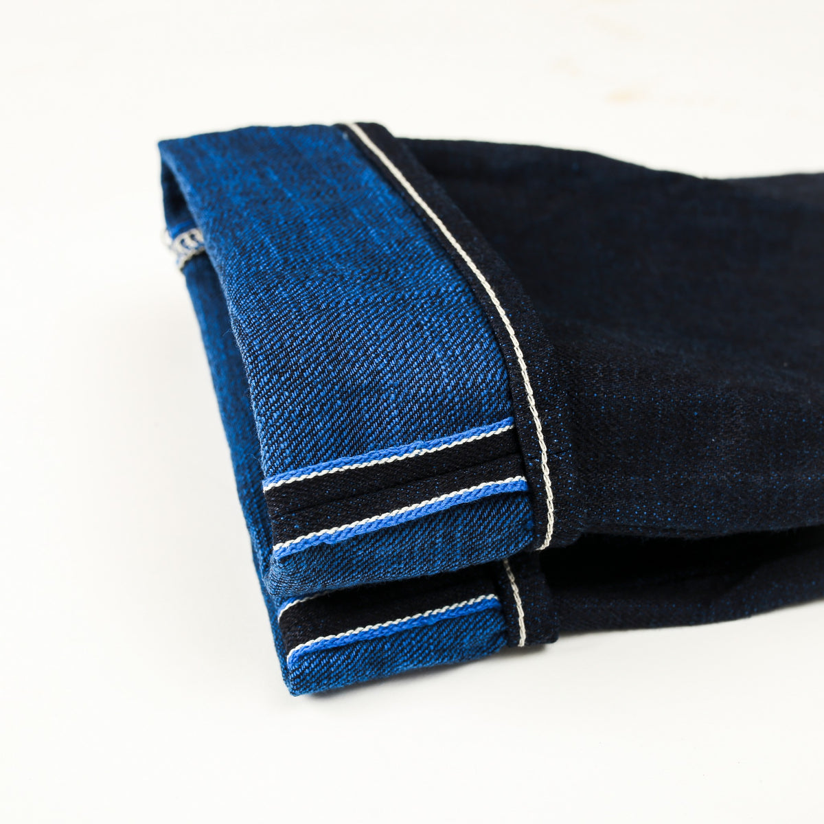 Tanuki Yurai Regular Straight — Indigo X Cobalt Blue — view 4