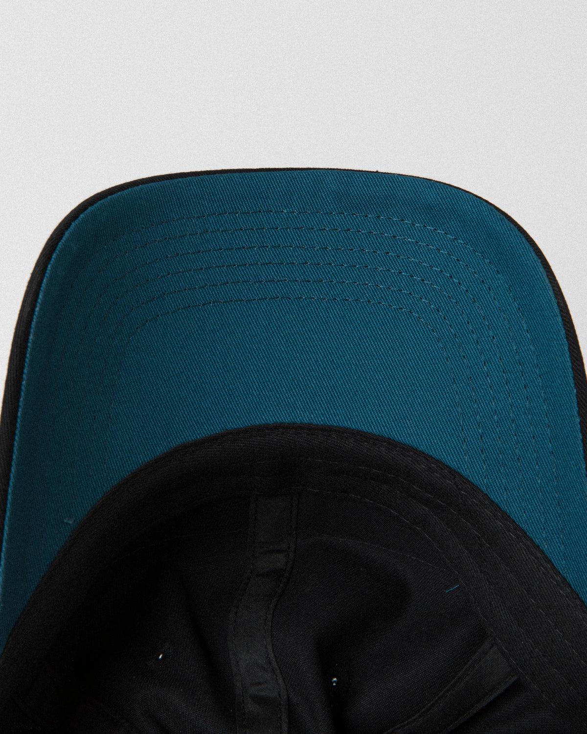 Telluride Motor Cap — Crow — view 3