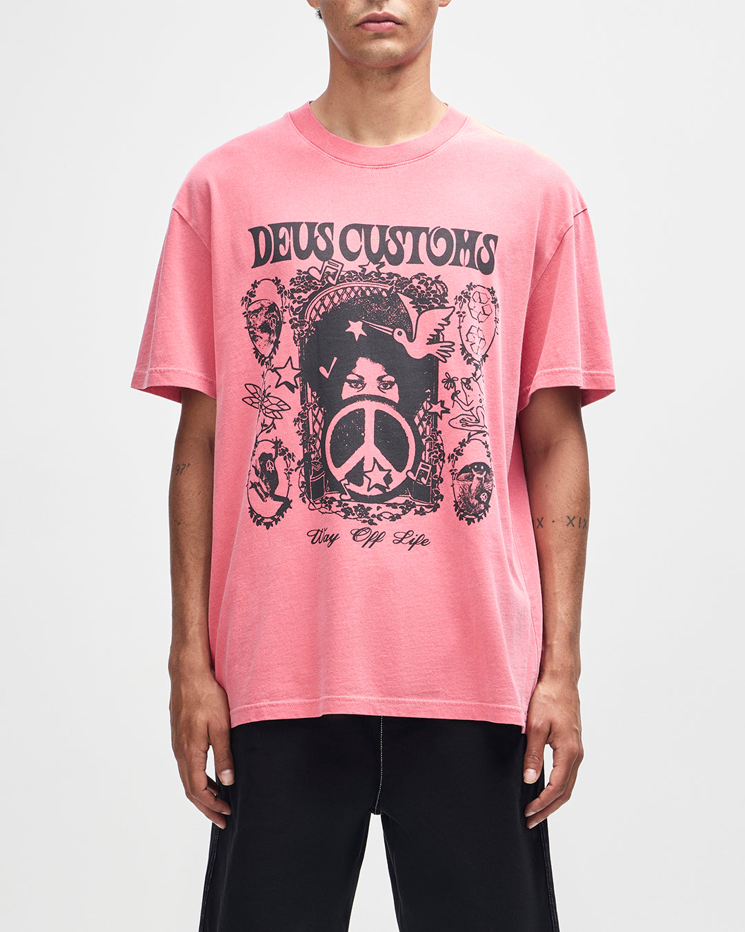 D261MTS530-Mother-EarthTee|Model