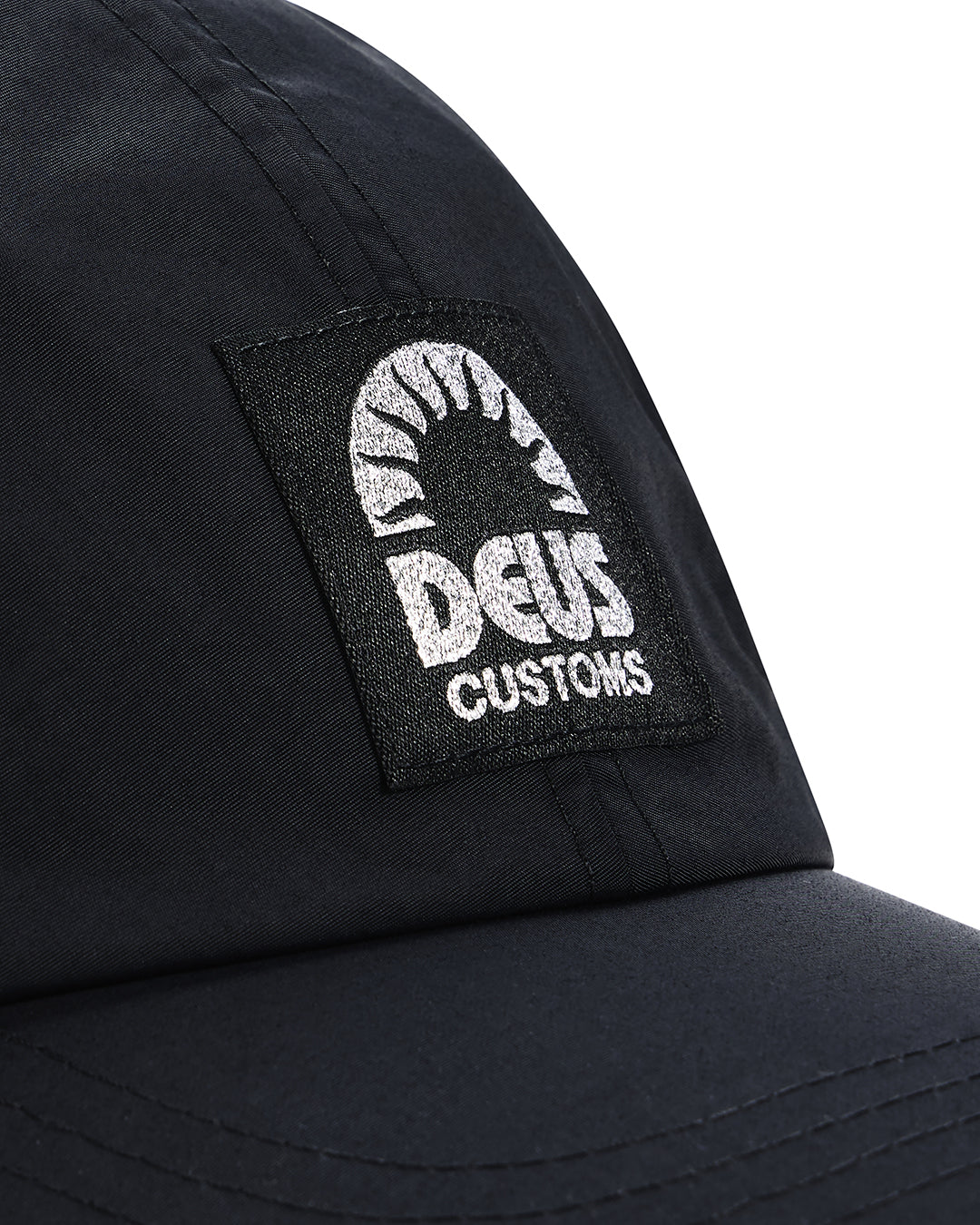 DEUS EX MACHINA MASTER STROKE 4 PANEL CAP (PLAIN) - BLACK