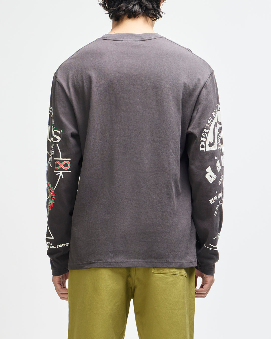 sundance-ls-tee-anthracite-grey|Model