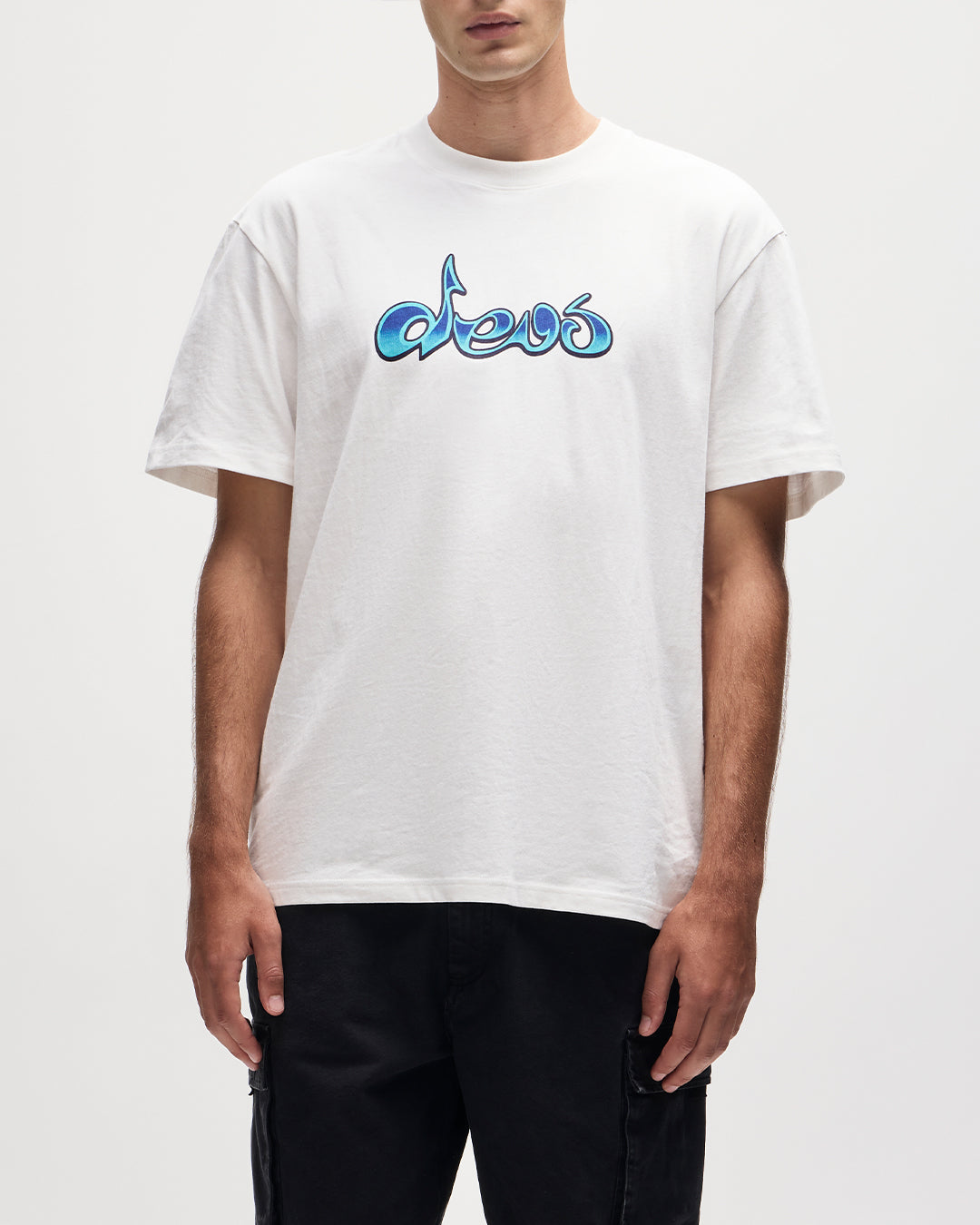 four-seasons-tee-vintage-white|Model
