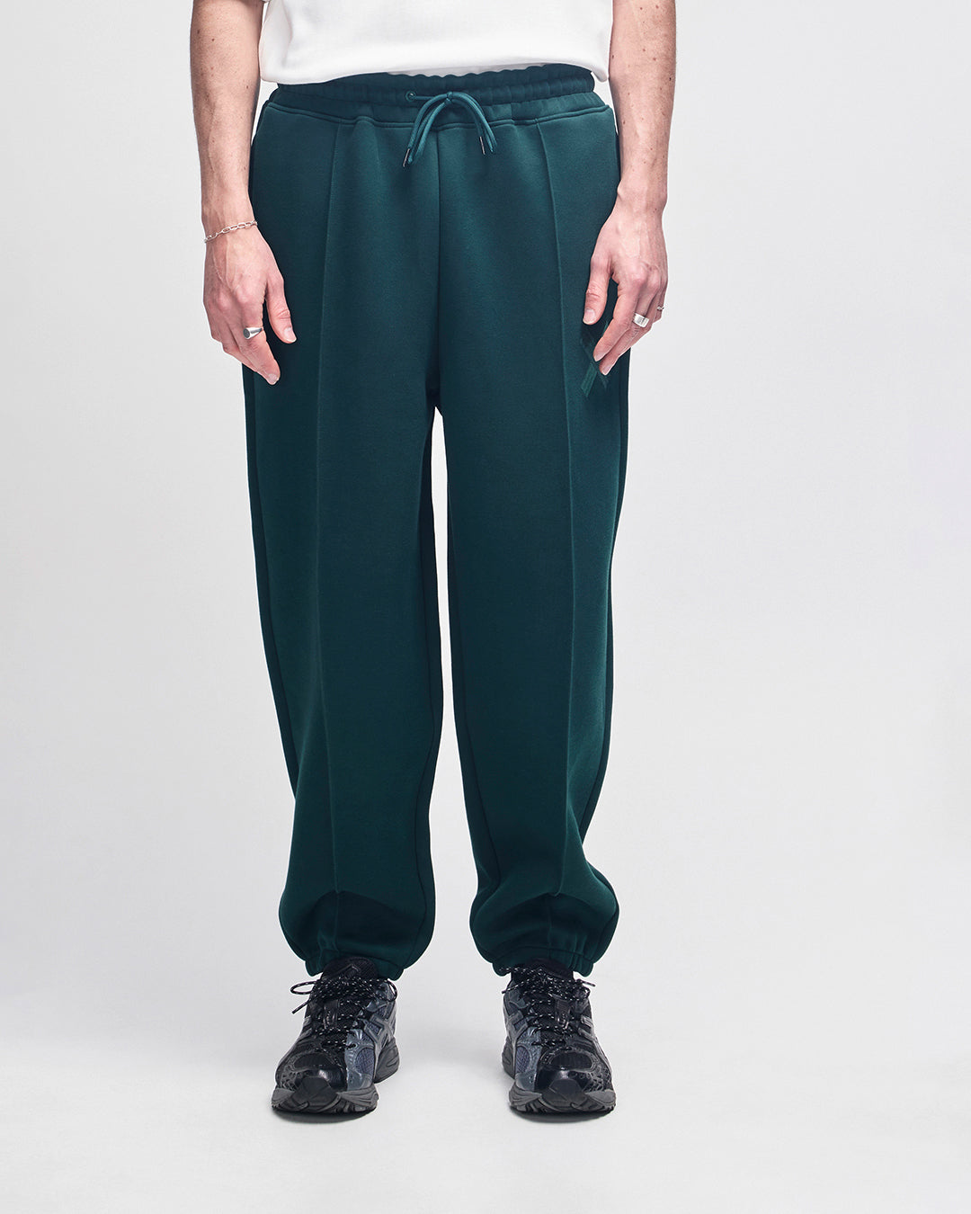 mini-trackpant-race-green|Model