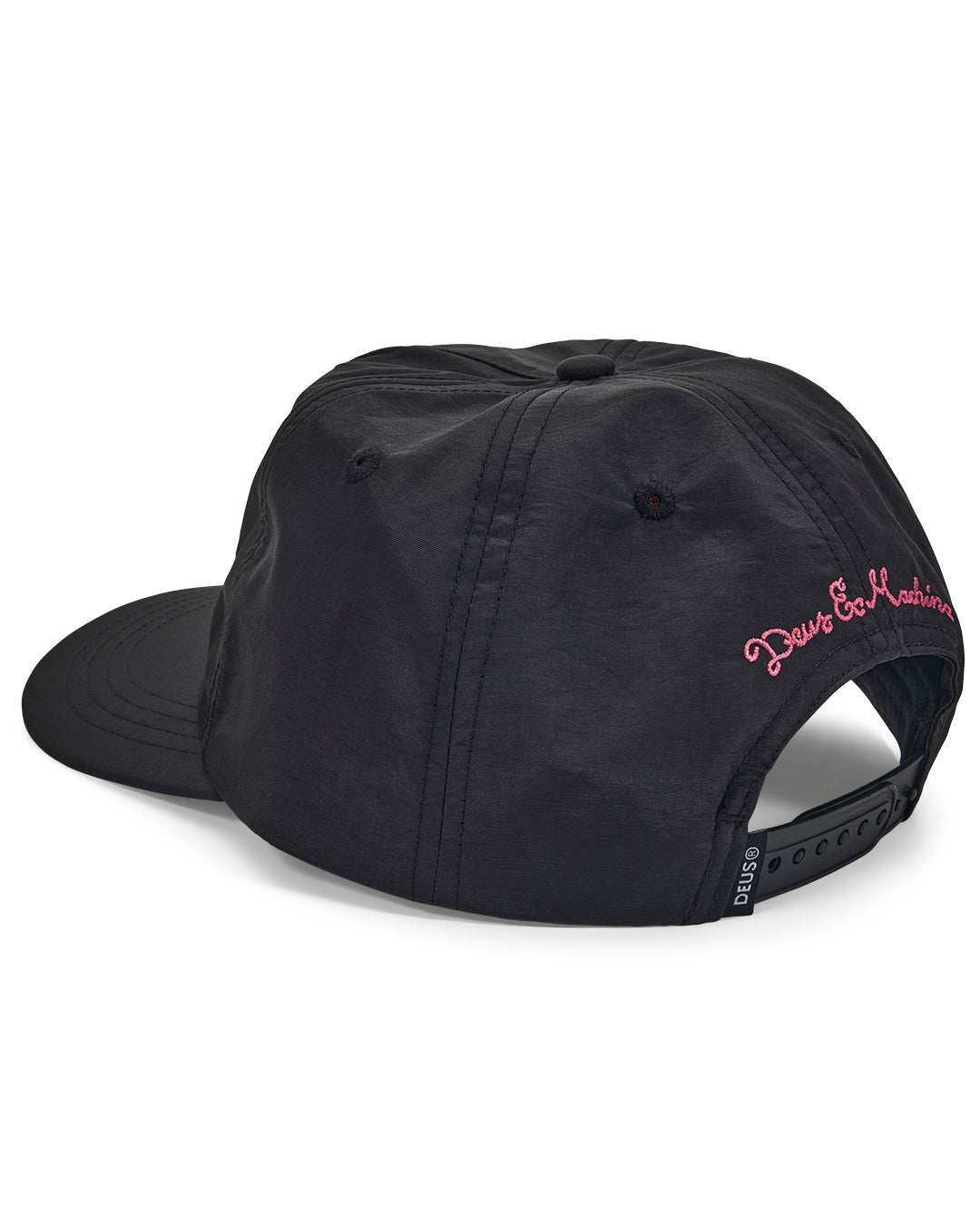 sentient-cap-black|Model