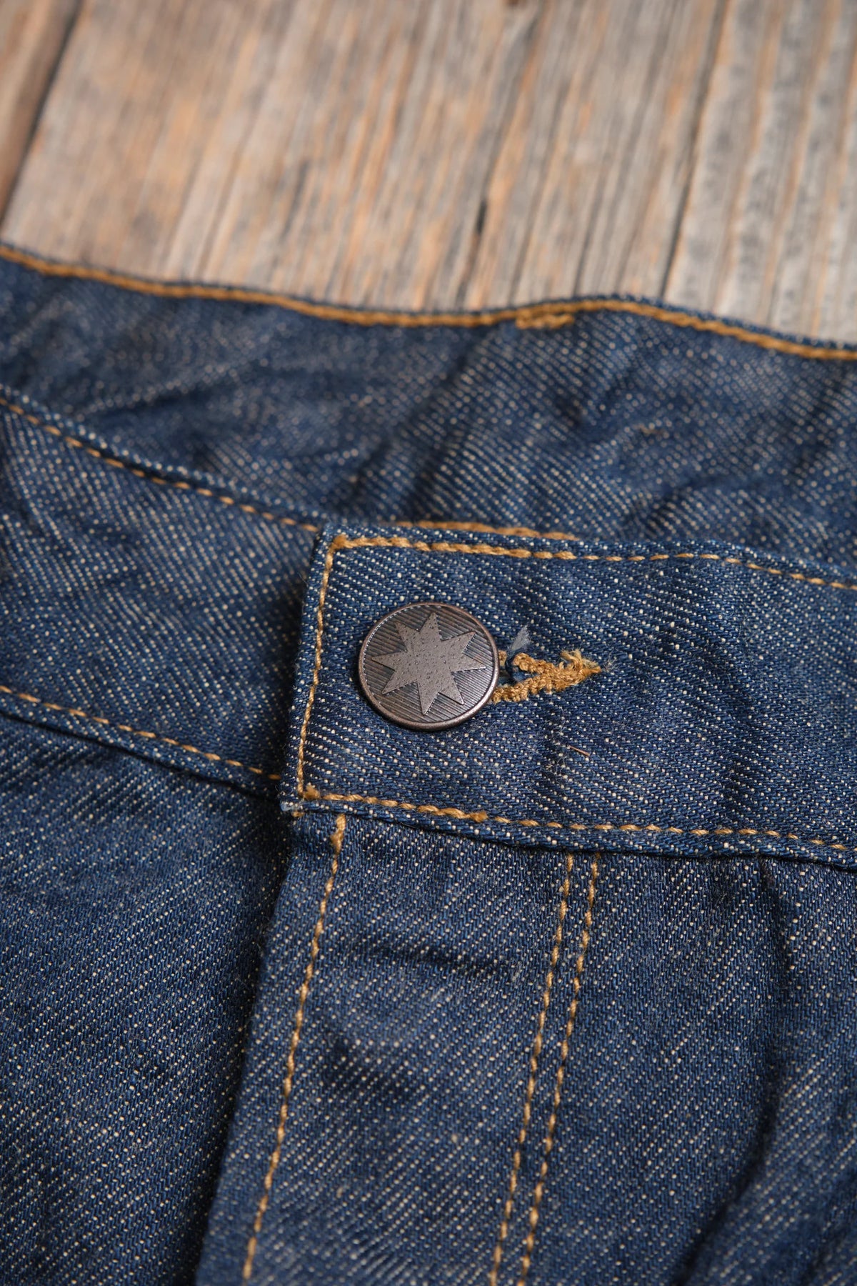 Freenote Belford Straight Cut 13 Ounce — Natural Rinsed Denim — view 8