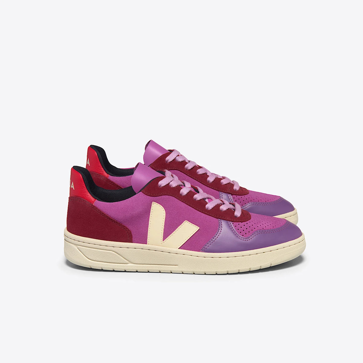 Veja V-10 Suede Multico Ultraviolet Calcaire — front view